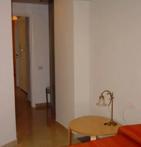 A Via Alessandro Torlonia